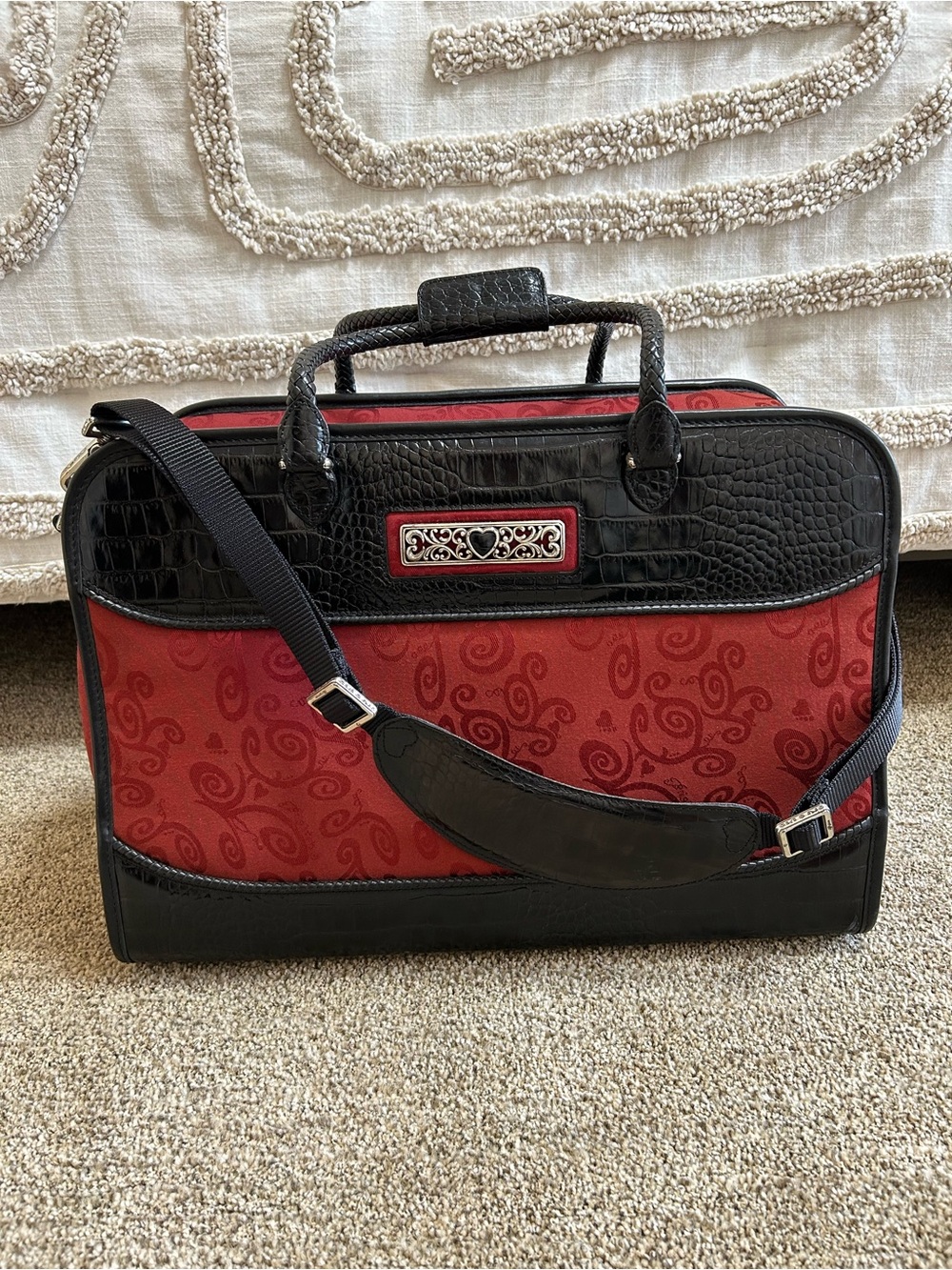 Brighton Lansky Travel Bag with Padded Shoulder Strap